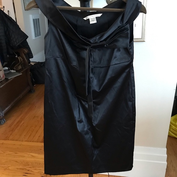 Black Diane von Furstenberg silk dress - Picture 4 of 7